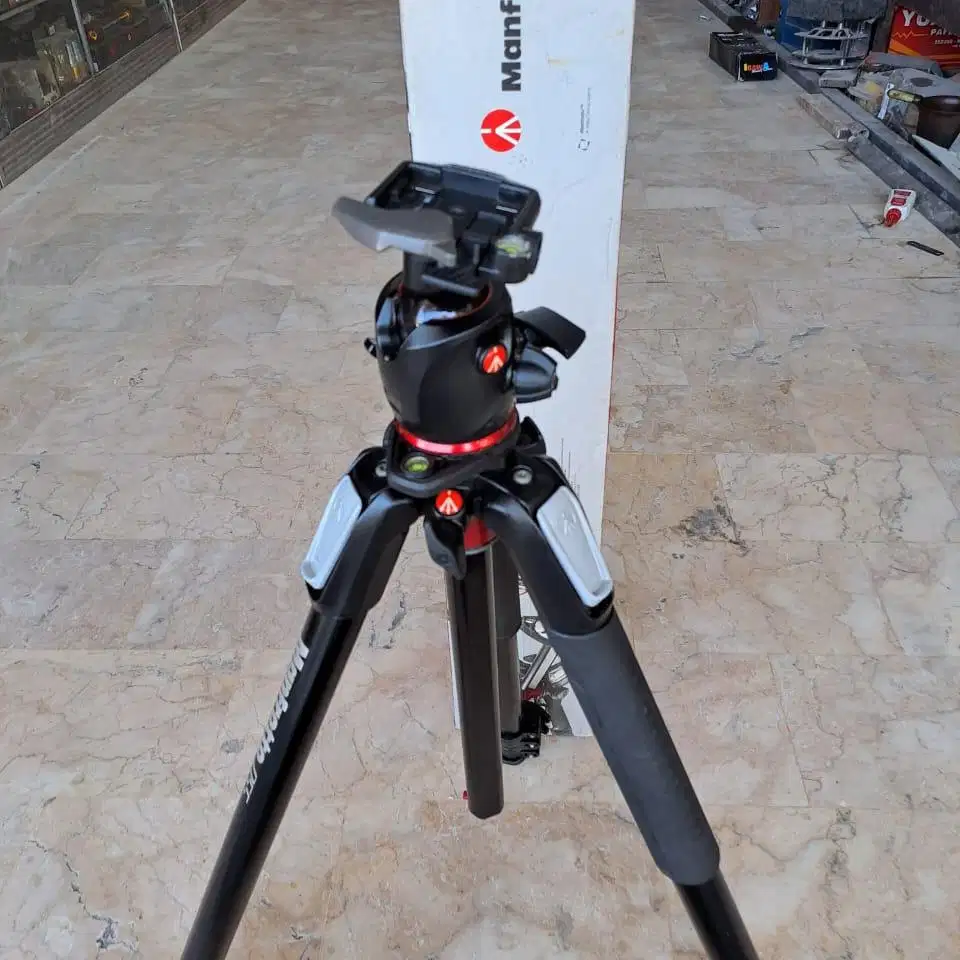 Tripod Manfrotto MK055XPRO3-BHQ2 055 ALU 3 SEC KIT BALL HEAD