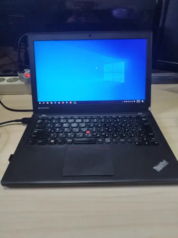 Lenovo X240 i5 8GB SSD 640GB
