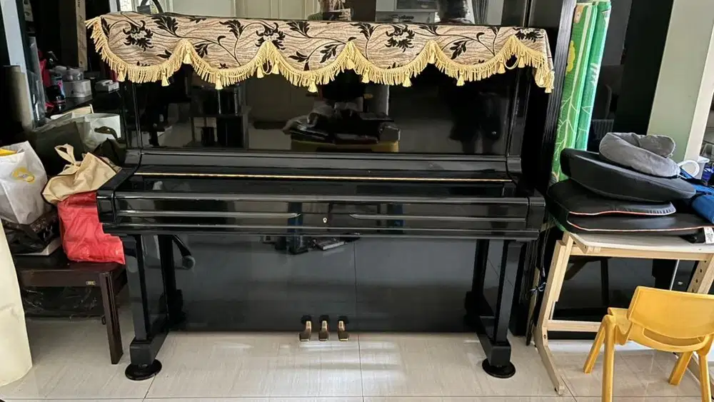 Piano yamaha seri U3