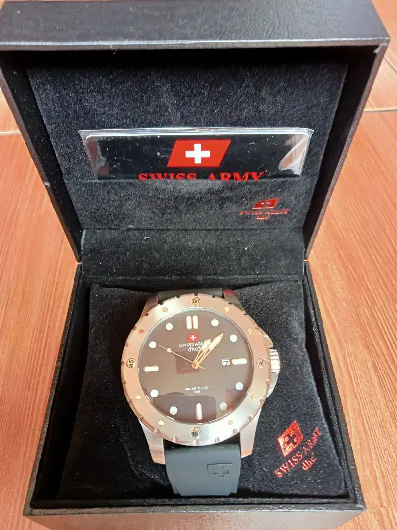 Jam tangan swiss army ori