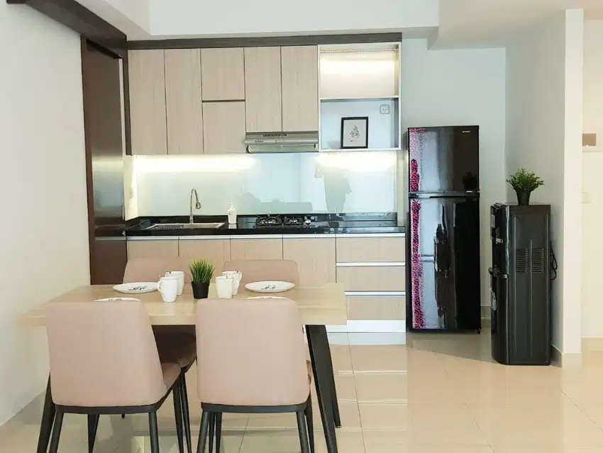 Kensington Furnished Lantai Rendah