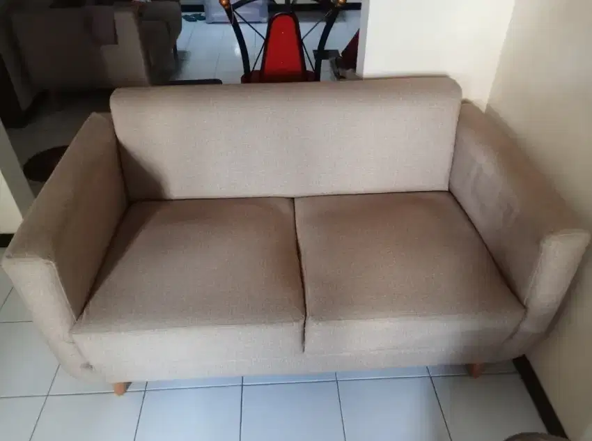 Sofa ruang tamu