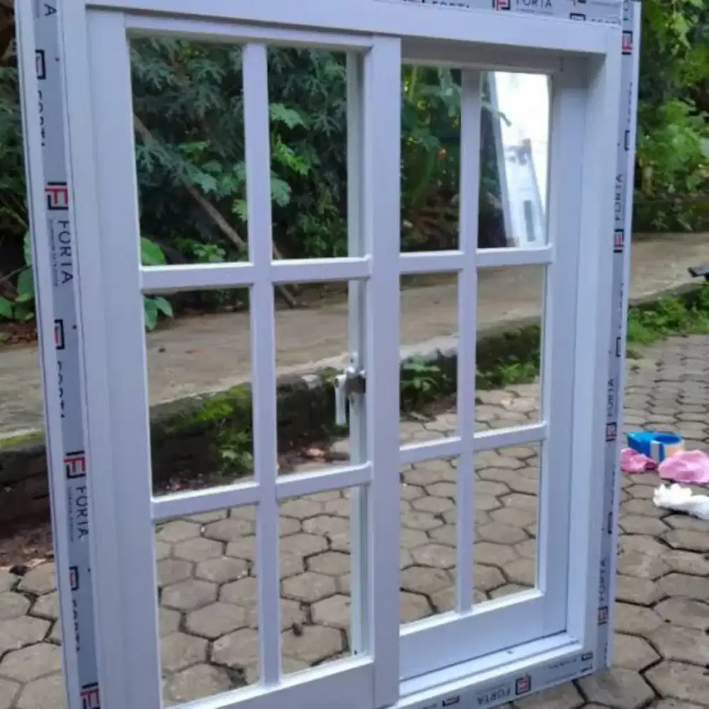 Jendela almunium minimalis