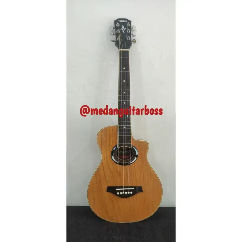 Gitar Akustik 3/4 Yamaha Apx Custom