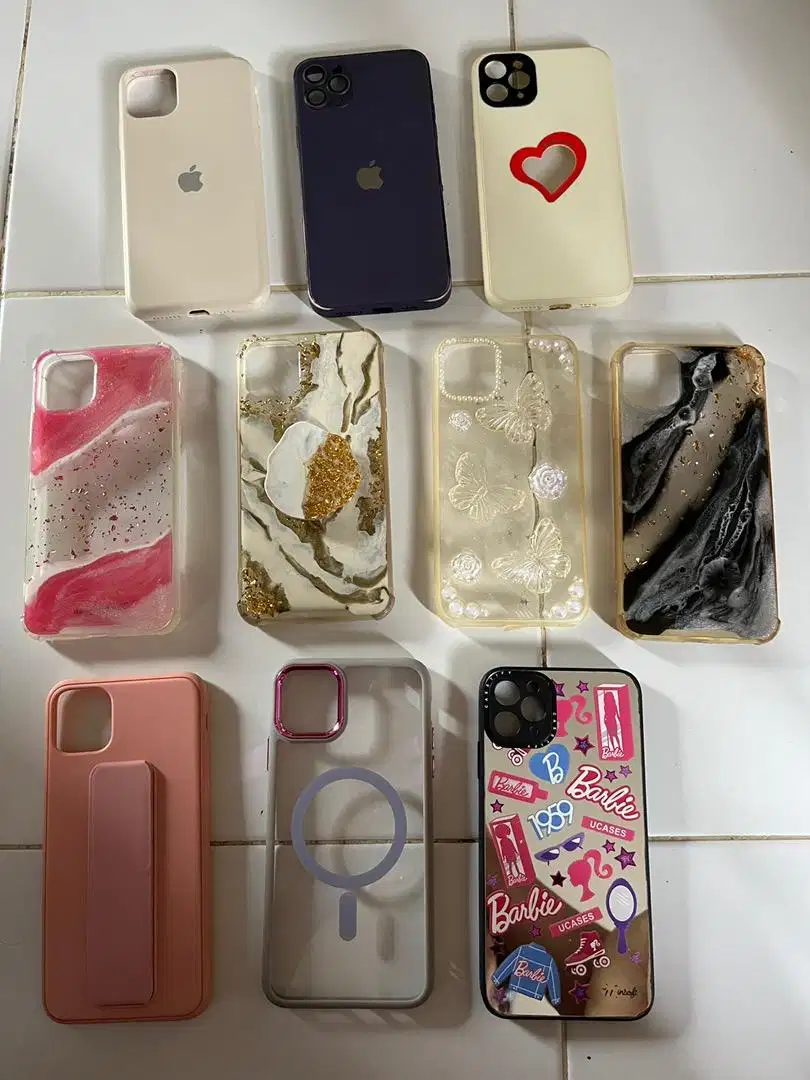 Case iphone 11 promax (slide 1), ip 11 pro (slide 2).Beli 2, gratis 1