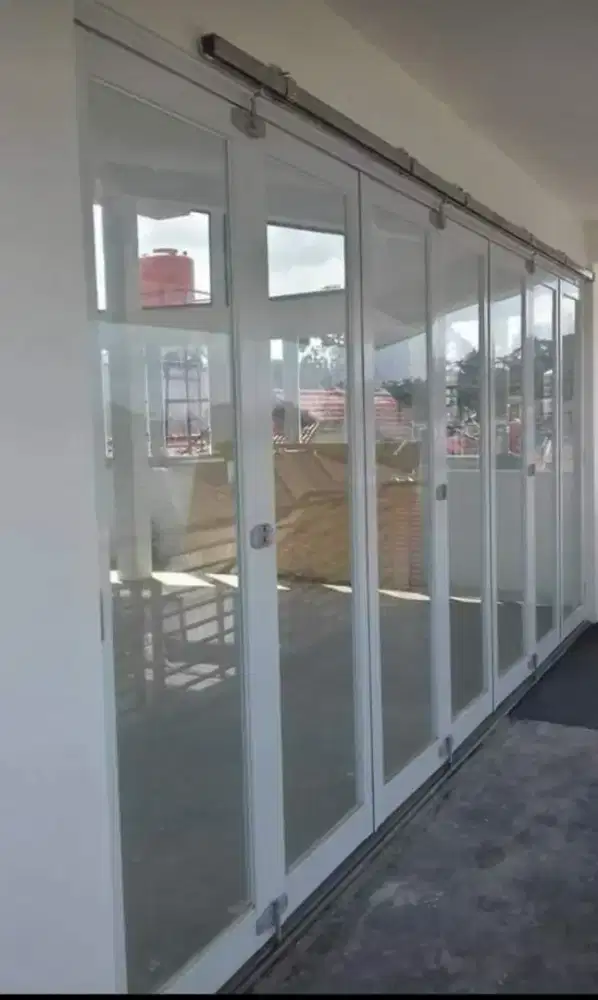 Kusen aluminium & kaca