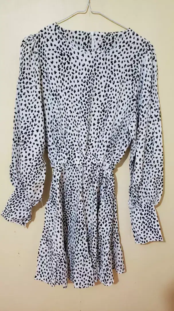 Dress Pendek Lengan Balon Motif Leopard