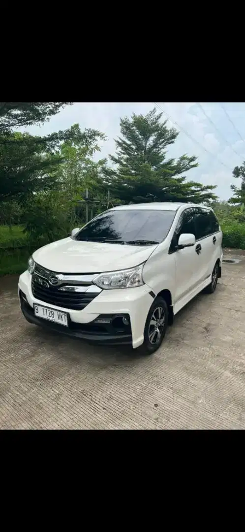 Sewa Mobil Matic / Manual . Harian, Mingguan & Bulanan