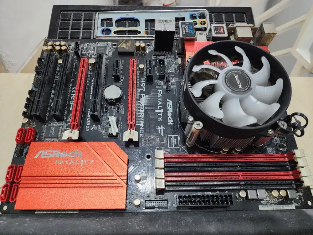 Motherboard AsRock Fatal1ty H97 Processor Intel Core i7 4790 LGA 1150