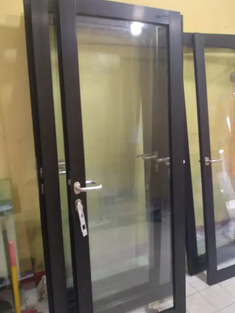 Pintu aluminium kaca office uk max 220cm x 100cm HARGA TERPASANG COD