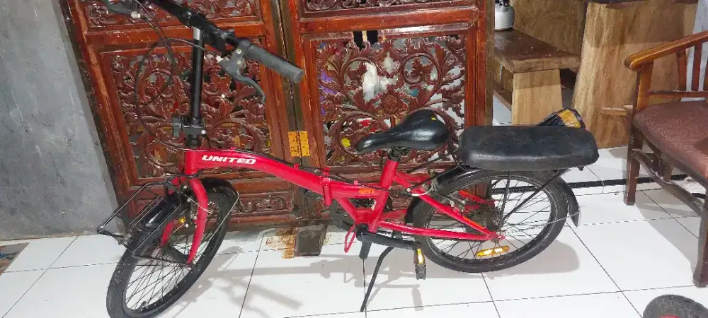 Sepeda united stylo