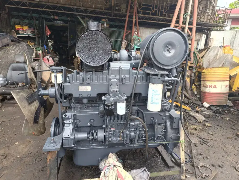 Bahan Engine mesin Komatsu WA450-3 SA6D125 kondisi kruk as Std !!!