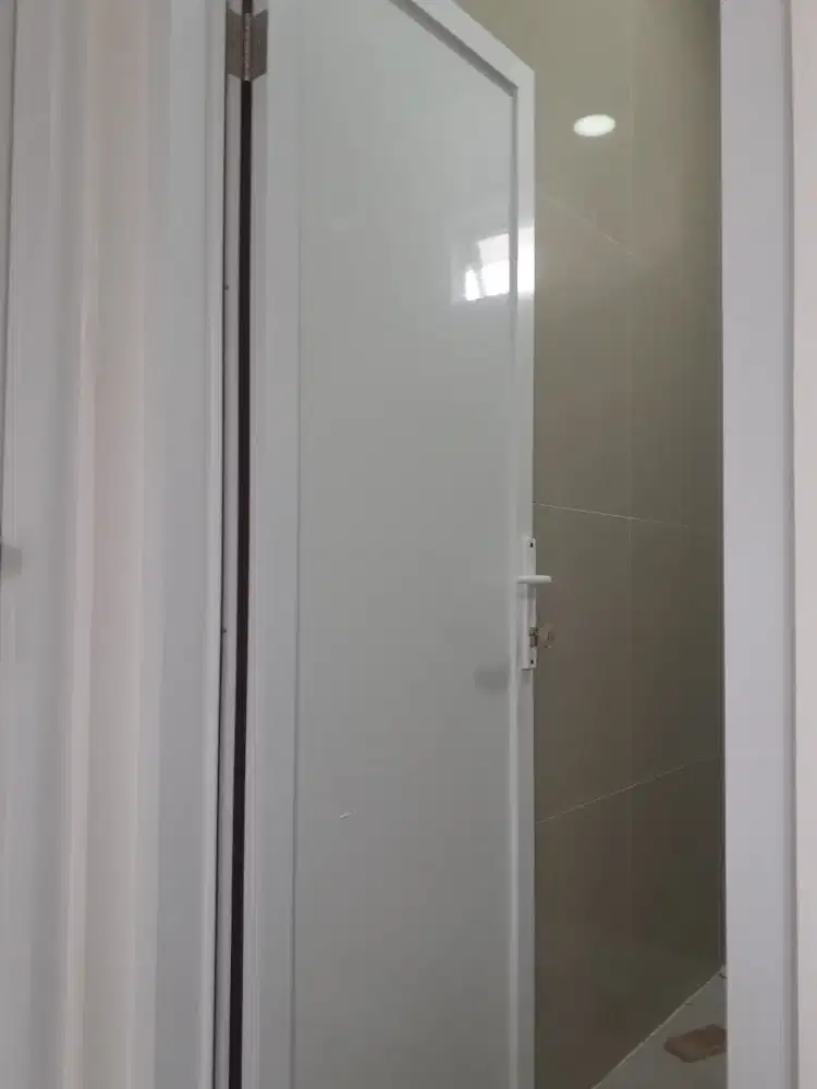 Kusen aluminium & kaca