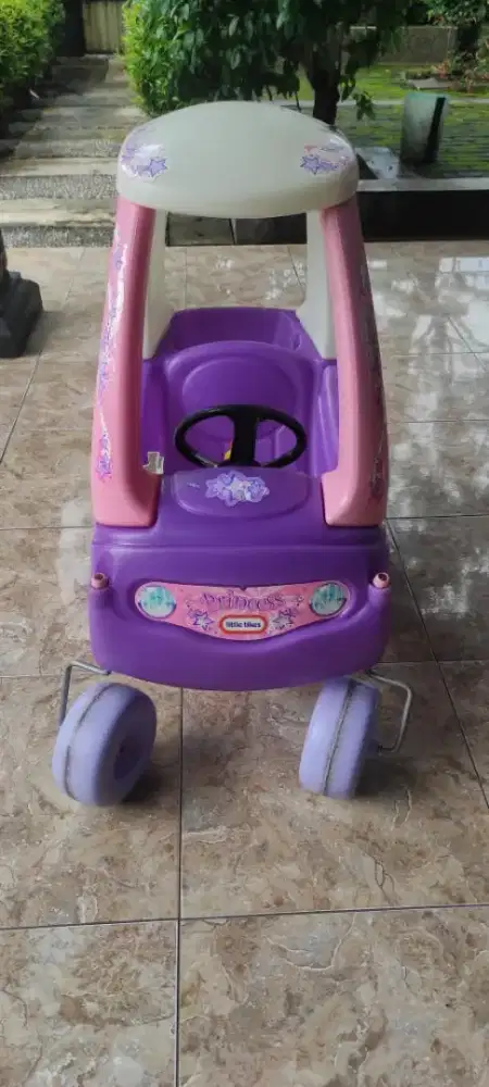 Mobil mobilan anak ( little tikes ) SECOND