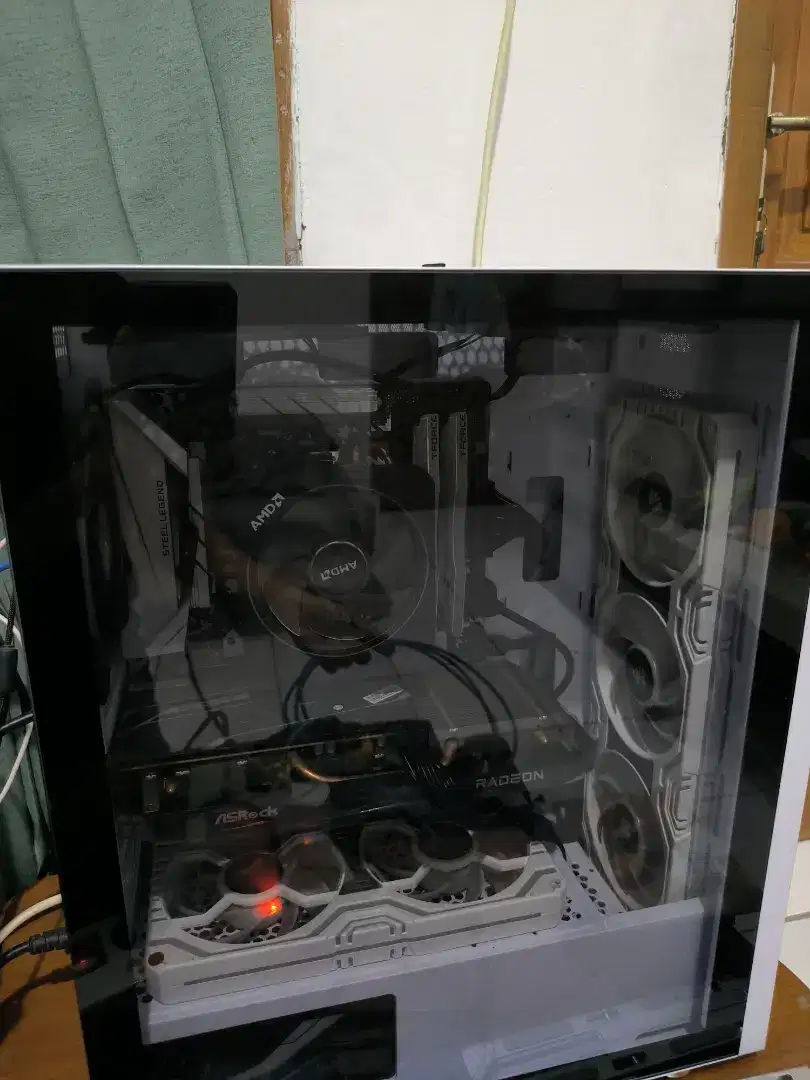 Komputer CPU Gaming Ryzen 2700x VGA RX 6600 Komputer