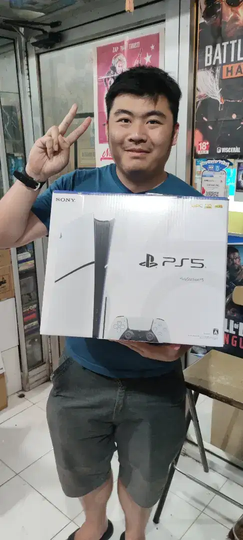 PS5 SLIM DISK - DIGITAL NEW