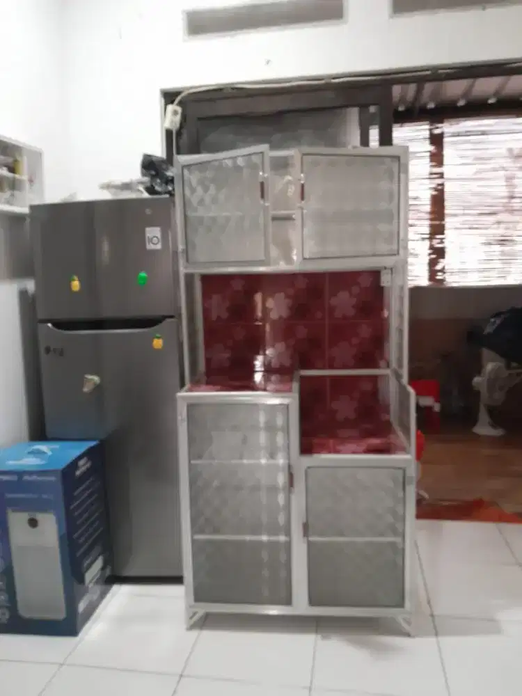 Rak piring kondisi masih bagus