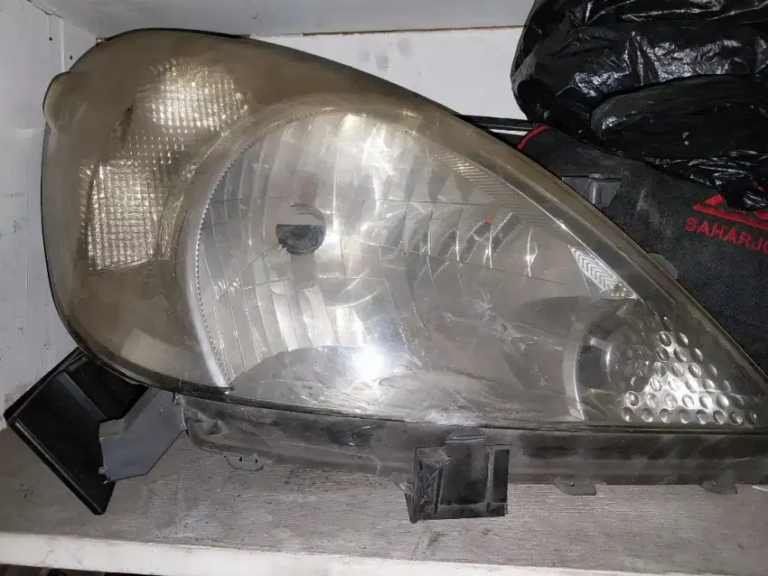 Head Lamp / Lampu Depan Inova G