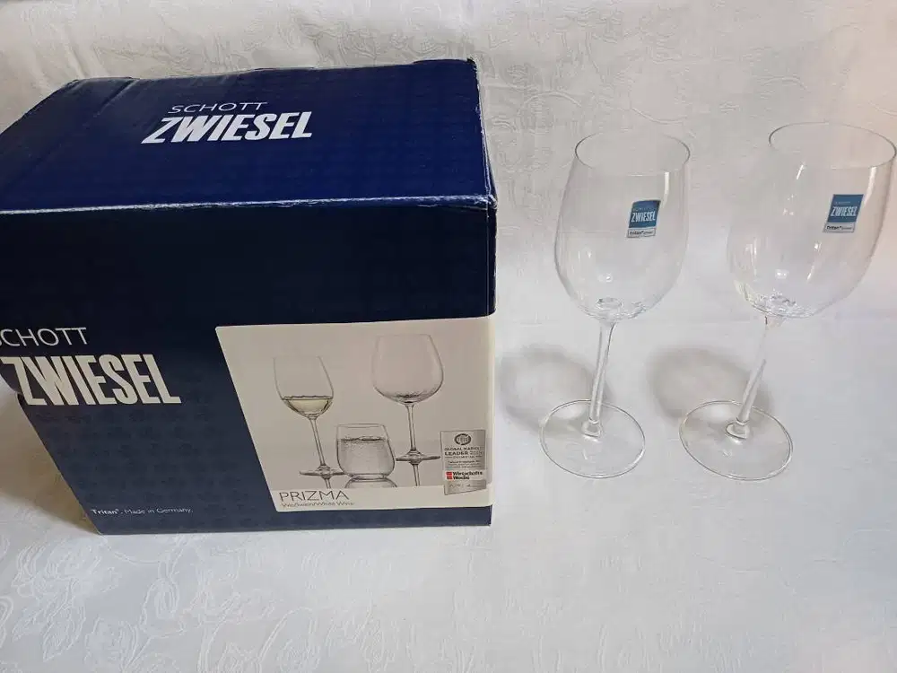 Schott Zwiesel : Prizma Set of 6 White Wine  Glasses  (Germany)