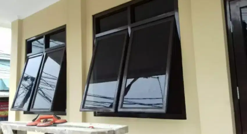 Jendela pintu aluminium