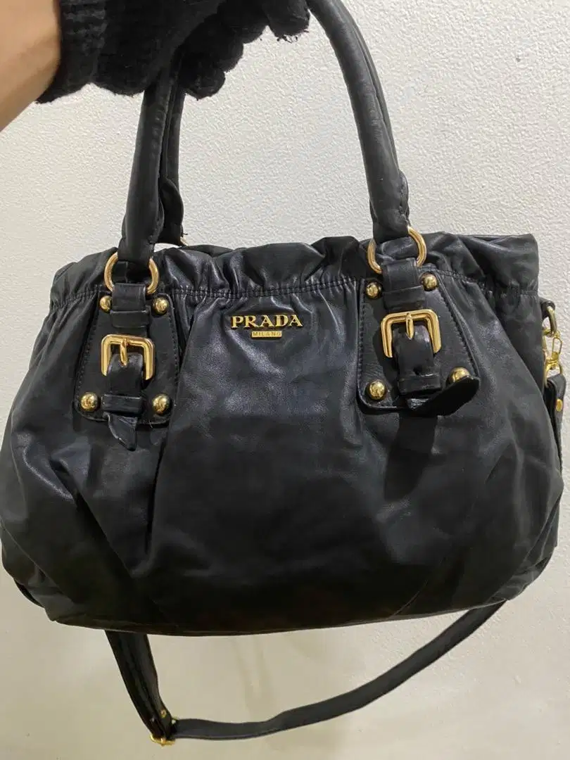 Tas wanita tote sling bag prada milano black leather (original)