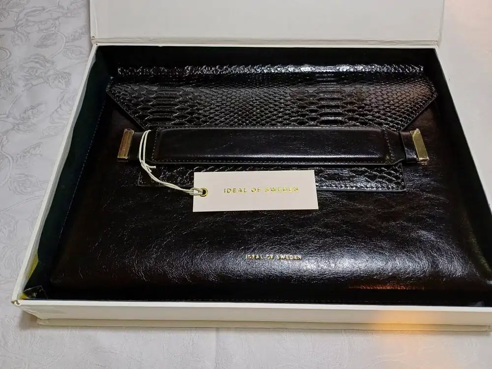 Tas Laptop  ukuran 13 inch : June Laptop Sleeve 13   Ideal of Sweden