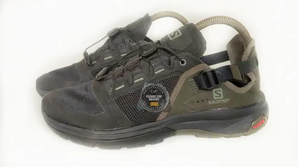 Sendal sepatu gunung SALOMON TECHAMPHIBIAN 4  not Hoka mammut asolo