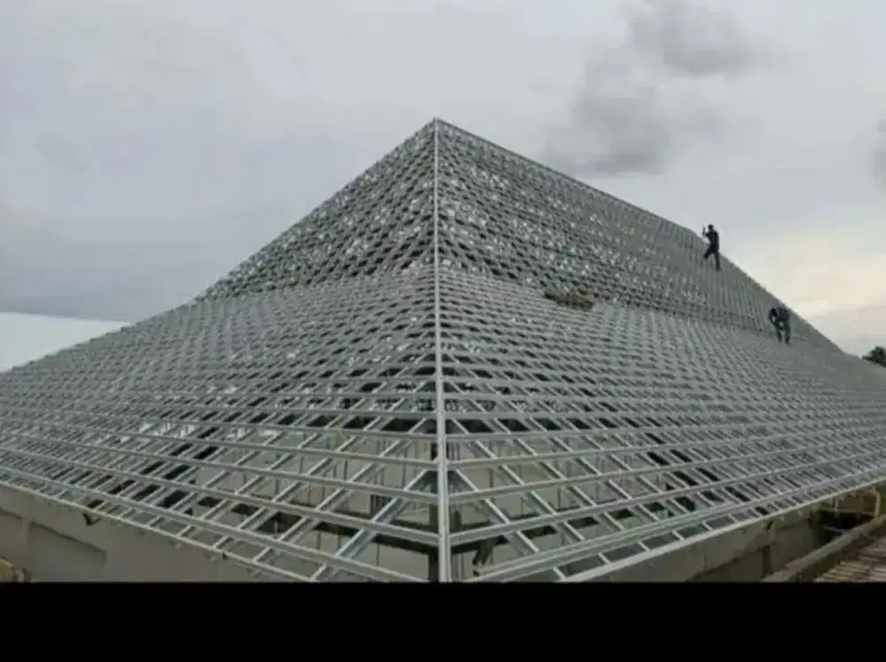 Baja ringan / kontruksi baja