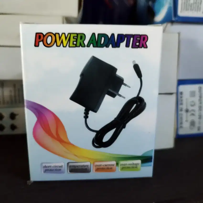 adaptor 12 v , 1 ampere