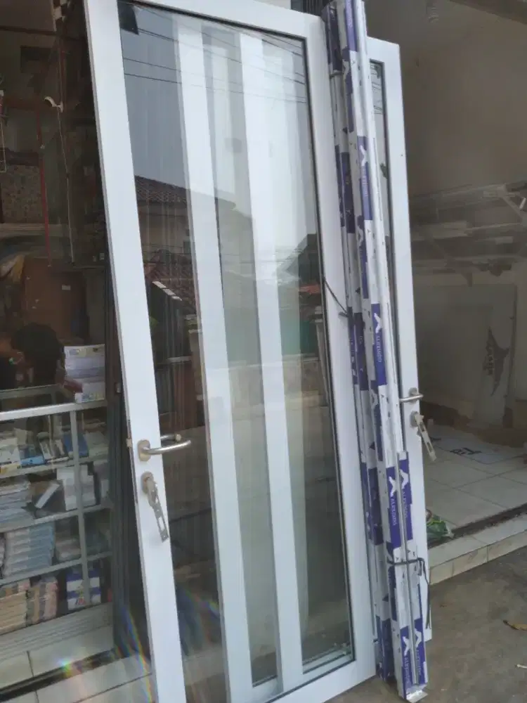 Kusen aluminium pintu kaca office uk max 220cm x 100cm HARGA TERPASANG