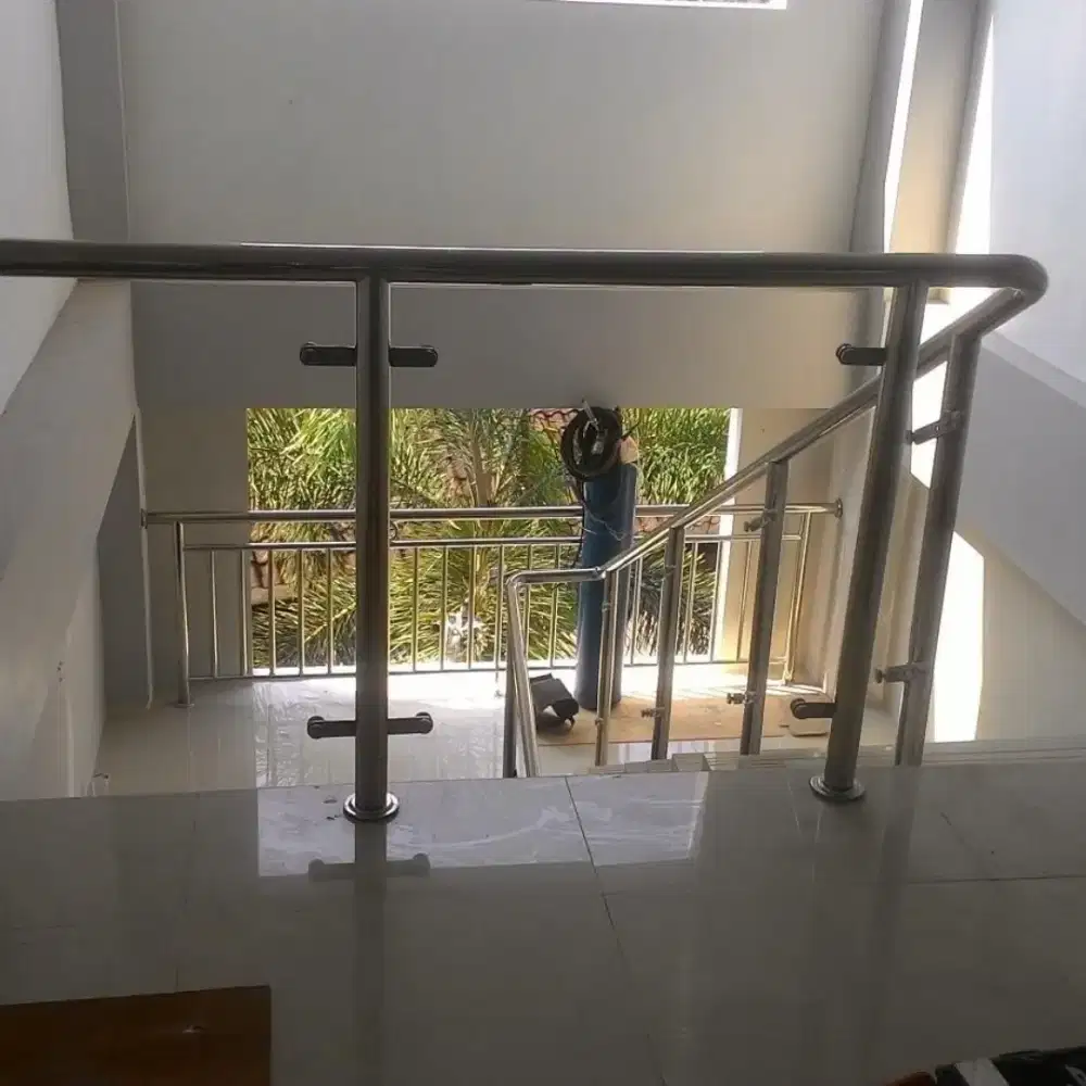 Reling kaca railing balkon stenlis & kanopi alderon solarflat spandek