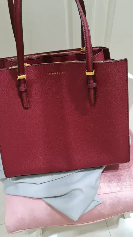 Tas Charles & Keith Burgundy new