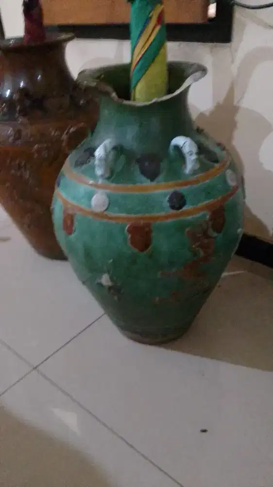 Dijual guci antik