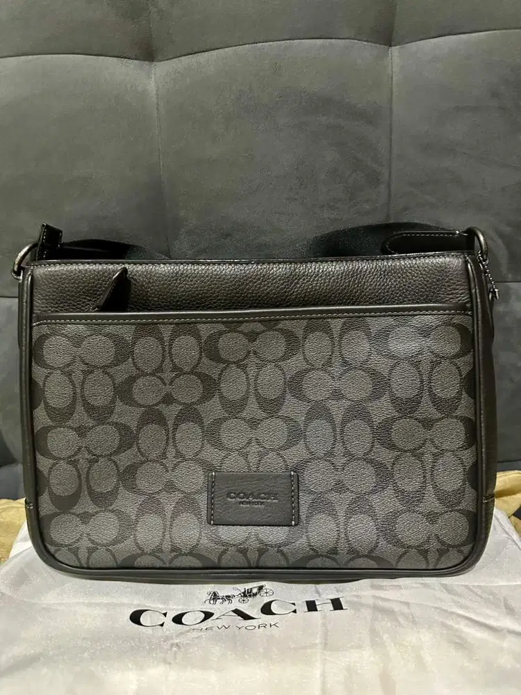 Tas Kulit messenger / selempang Coach Original
