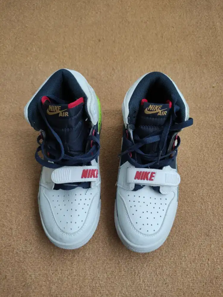 Nike air jordan legacy