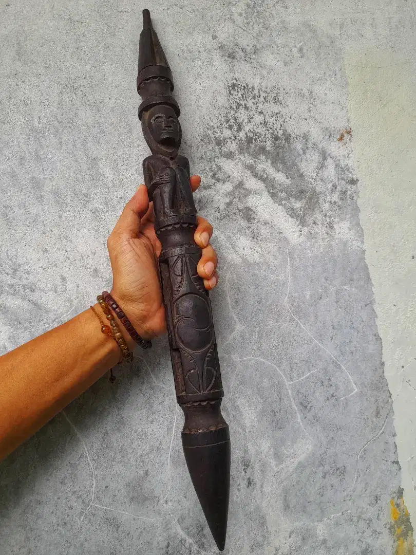 Dayak asli alat ritual adat kayu ulin benda antik