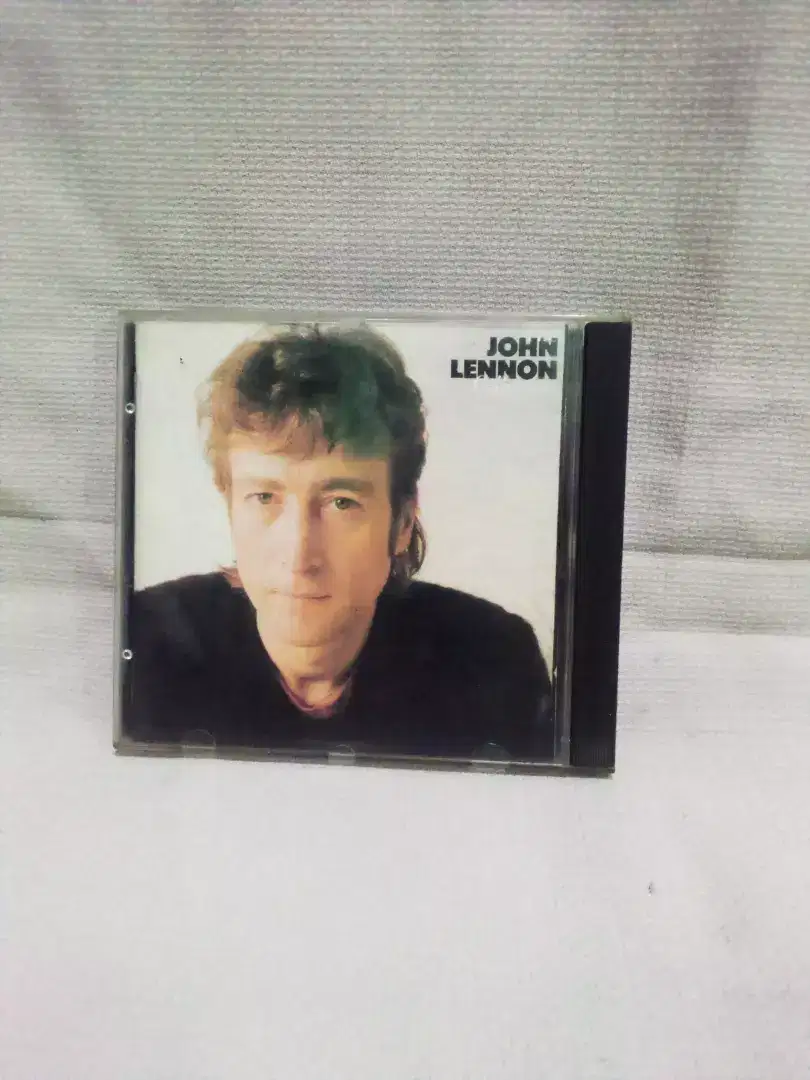 Kaset cd player JOHN LENNON