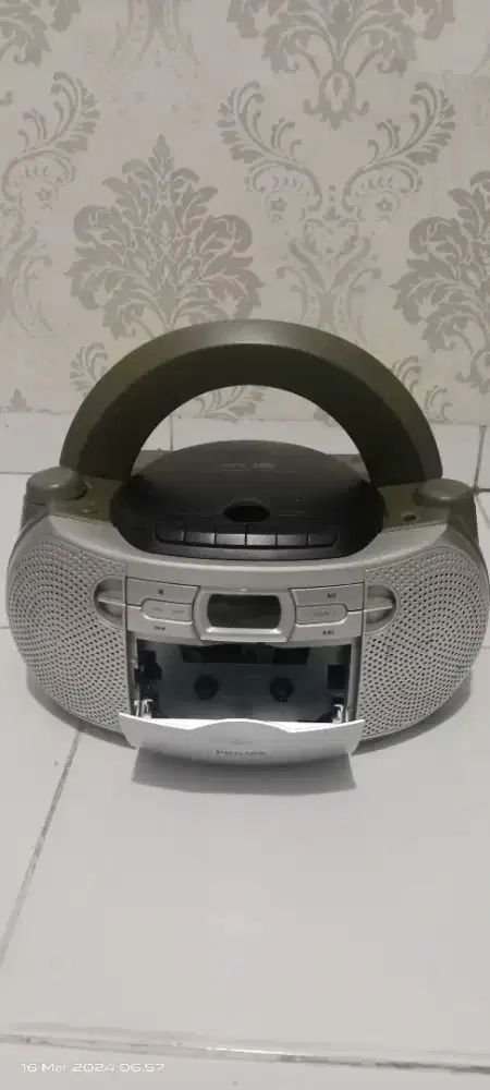 Tape radio Philips, MP3 - CD Playback ( AZ1047/98)