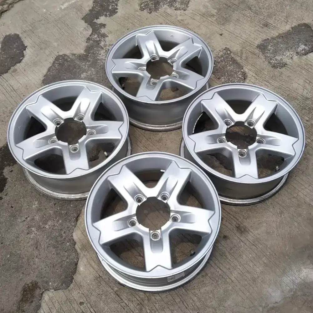 Velg Racing R Escudo Pnp Jimny Katana Vitara Sidekick Taft Feroza Velg Dan Ban