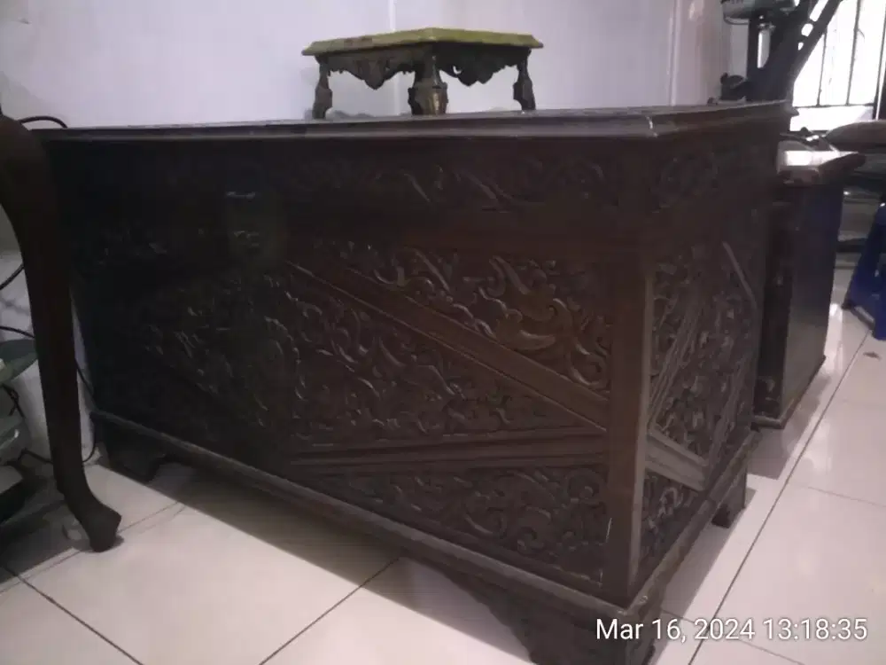 Peti jati full ukir vintage