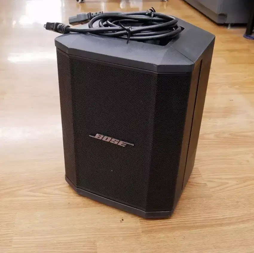 Car Audio speaker Bose wireless