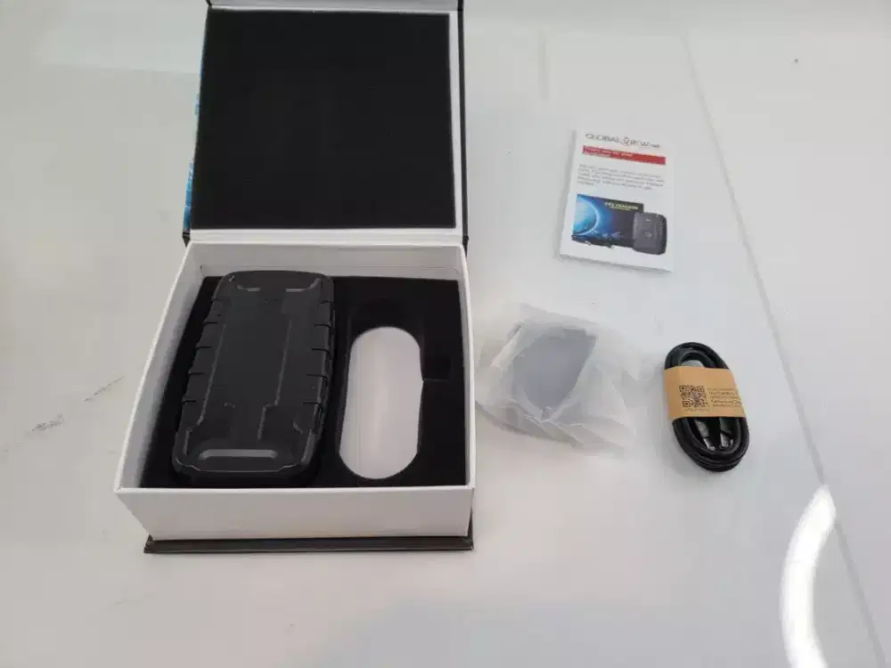 GPS Alat Pelacak mobil ,  w/ uniqlo