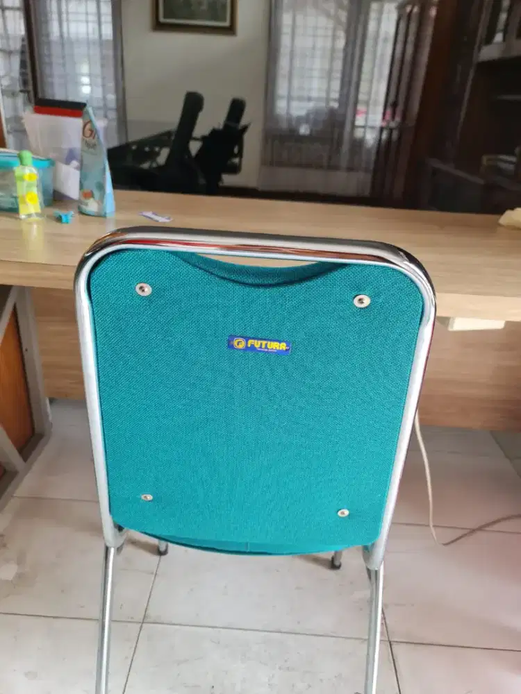 Jual kursi susun Futura