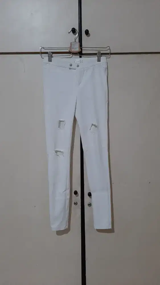 Celana Panjang Jeans Pipolla Size S