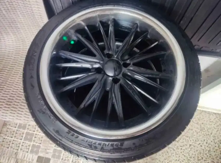 Velg Ring 17 lubang 4 Jazz Yaris dan sejenis nya