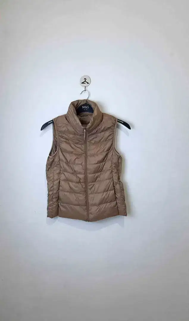 Vest puffer uniqlo khaki