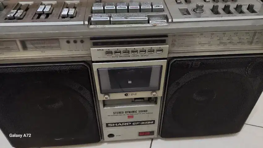 Radio boombox sharp  gf9494 langka jadul