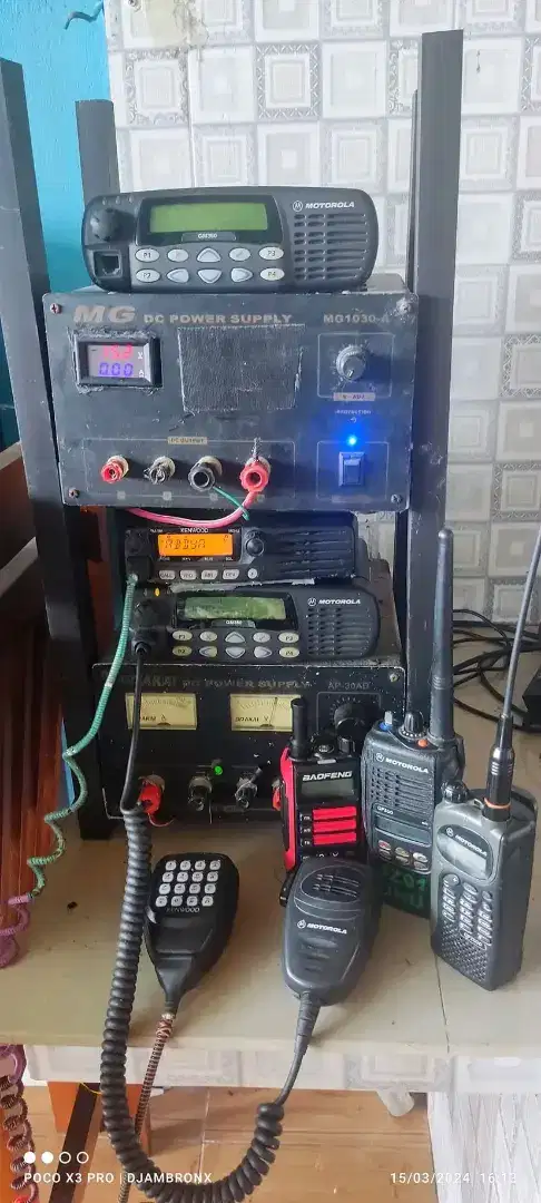 RADIO HT RIG SSB SWR GPS MARINE DIBELI CARI