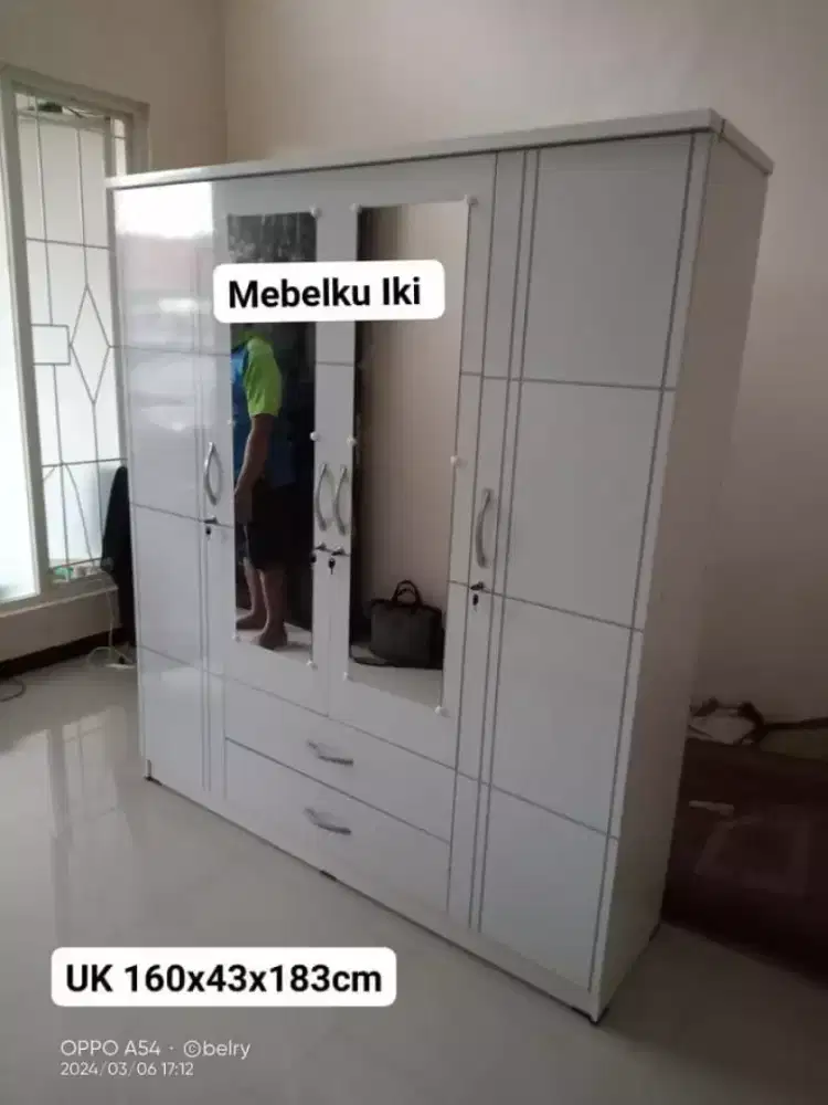 Lemari pakaian 4pintu premium, murah bisa kirim COD