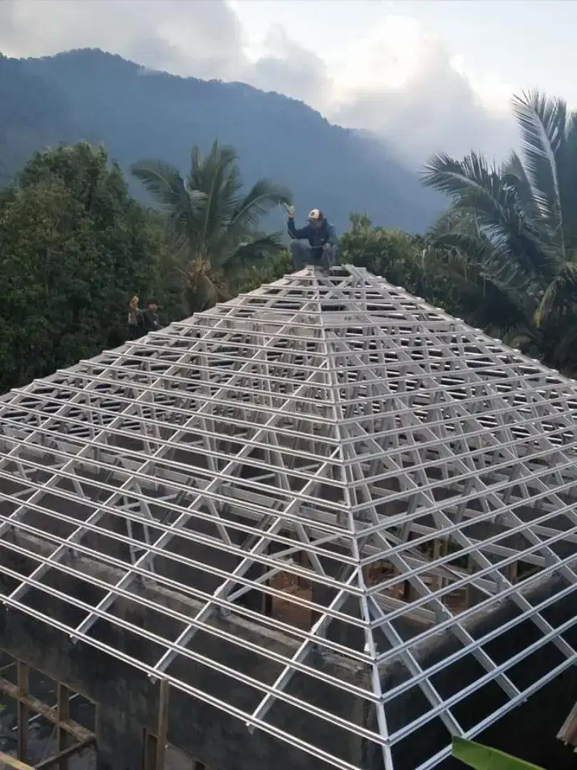 Rangka baja ringan 0,75x75